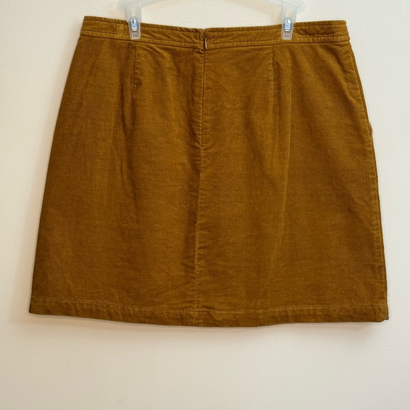 {J. Crew}-Size: 12- Brown Button-Front Corduroy Skirt - Picture 2 of 3